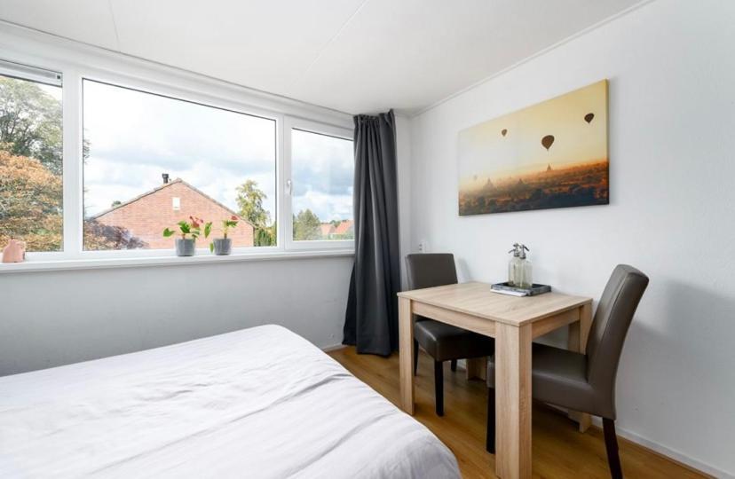 Bwb Heerenveen Homestay Extérieur photo